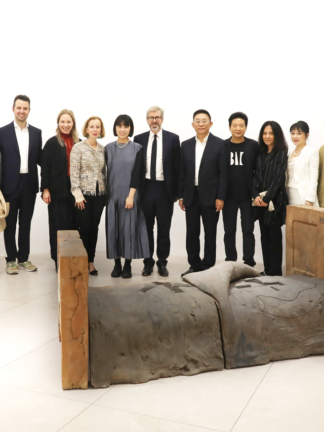 infinite-scroll-item