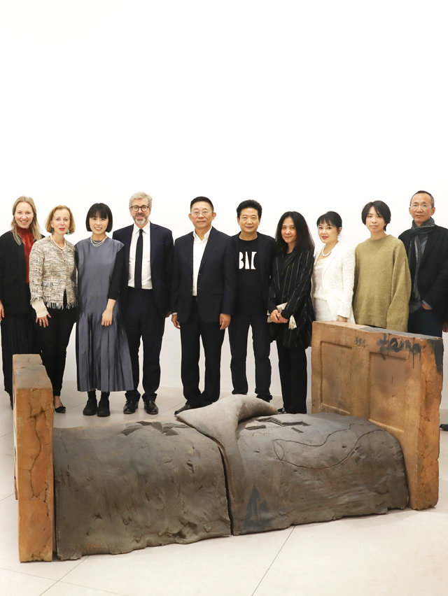 infinite-scroll-item